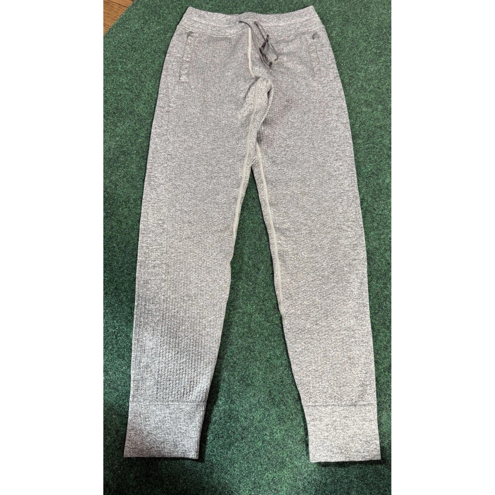 Lululemon Engineered Warmth Joggers Womens 2 Green Gray? Merino Wool Knit Blend